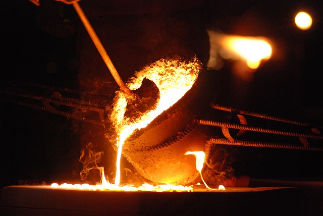 Molten metal